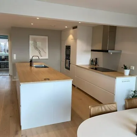 Nydelig Rekkehus Med En Av Byens Beste Utsikter! Apartment