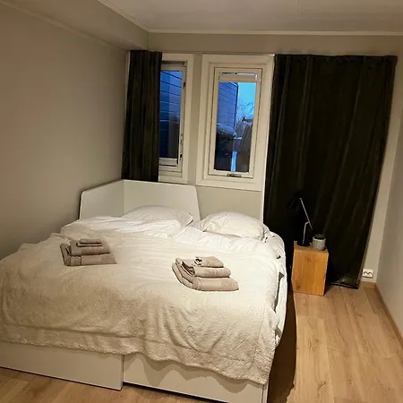 Nydelig Med En Av Byens Utsikter! Lejlighed *